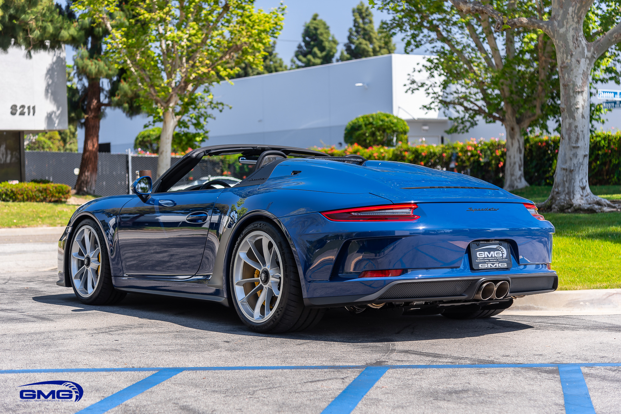 Albert Blue Porsche 991 Speedster GMG Racing
