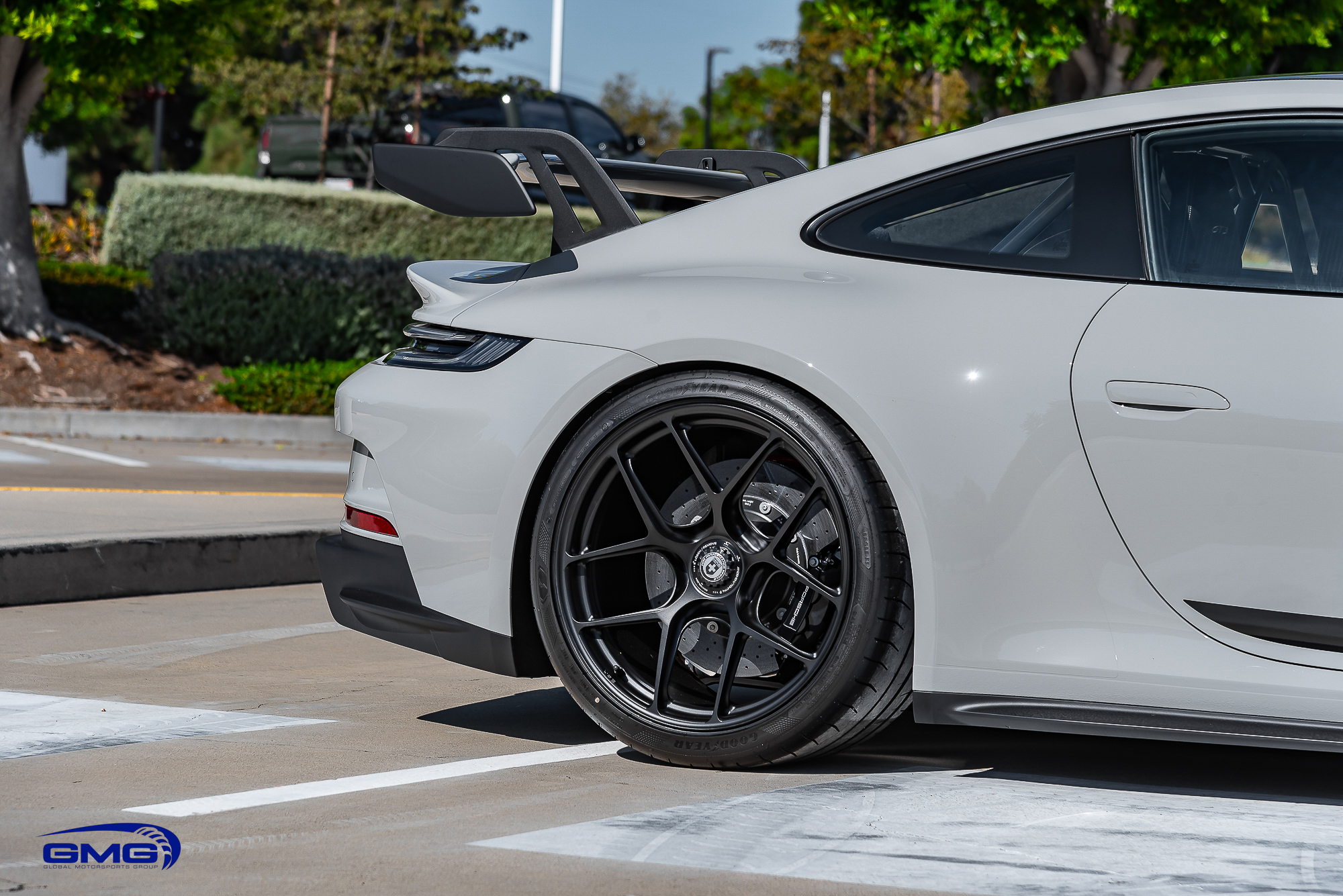 Chalk 992 GT3 GMG Racing