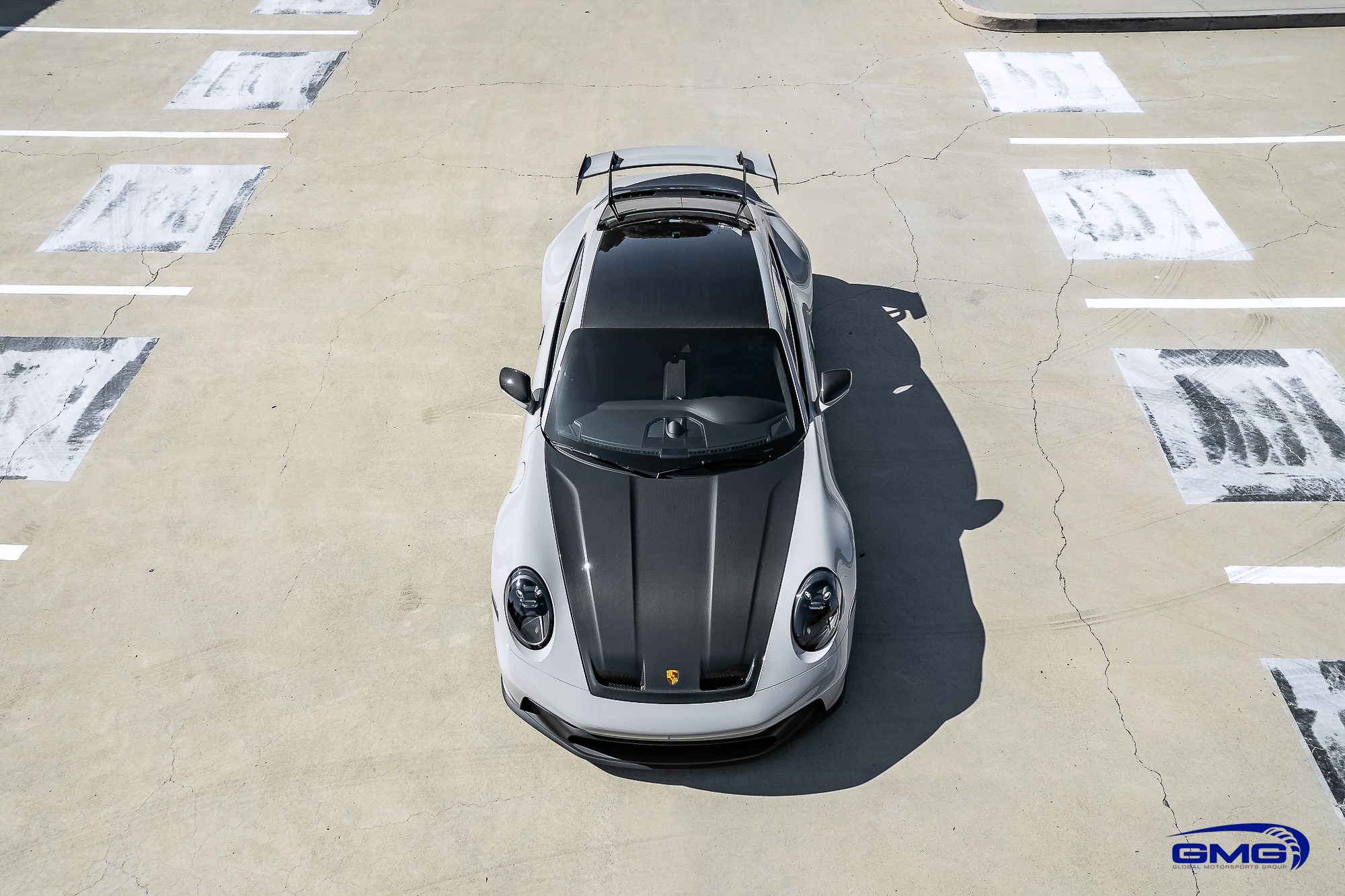 Chalk 992 GT3 GMG Racing