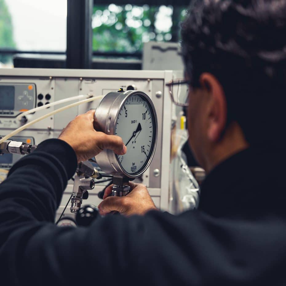 Pressure Measuring Instruments GMS Instruments