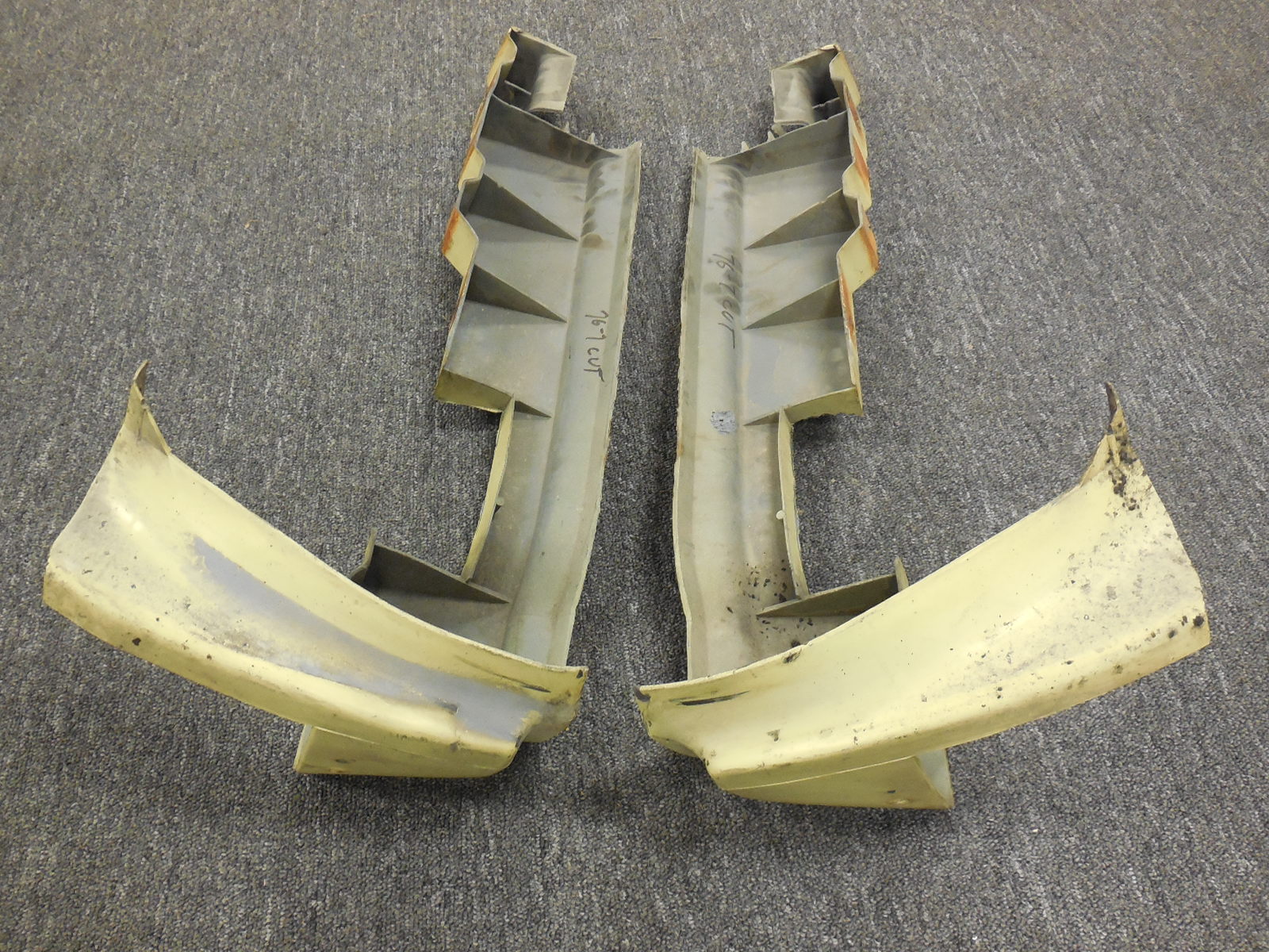 1976 1977 Oldsmobile Cutlass Supreme Rear Bumper Fillers GM Sports