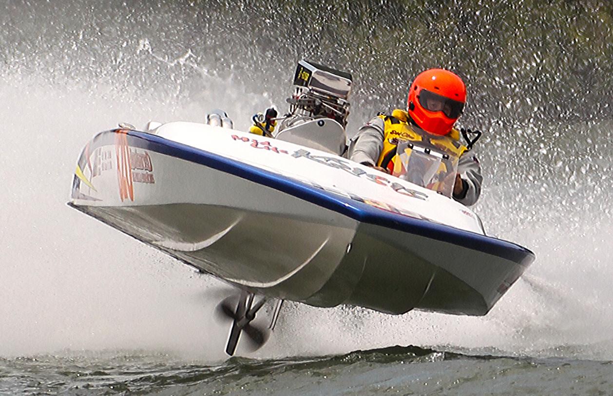 Mark McLaughlin Photography… Grand National Boat Racing