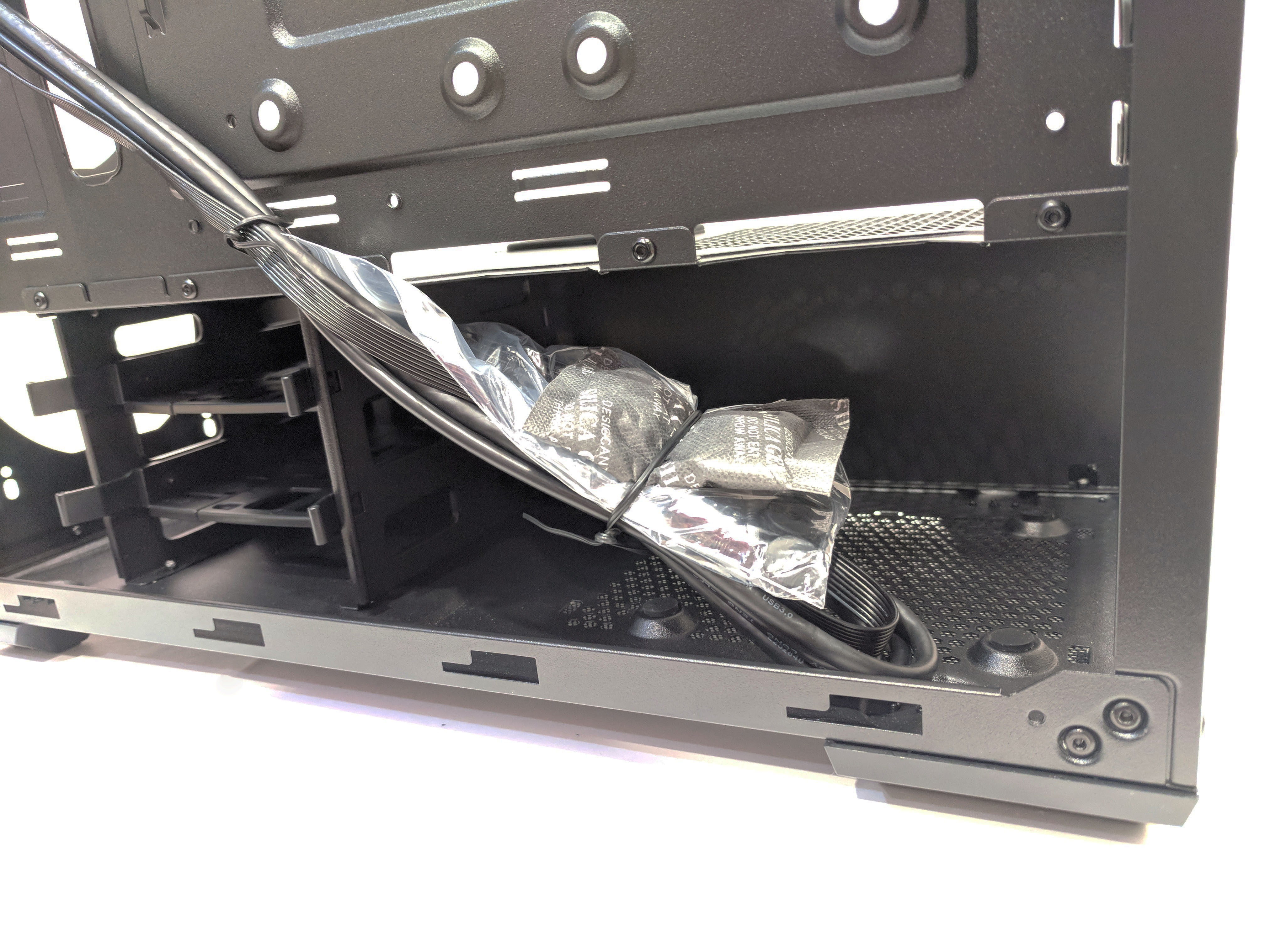 Cooler Master MasterBox MB520 Case Review GNDTech