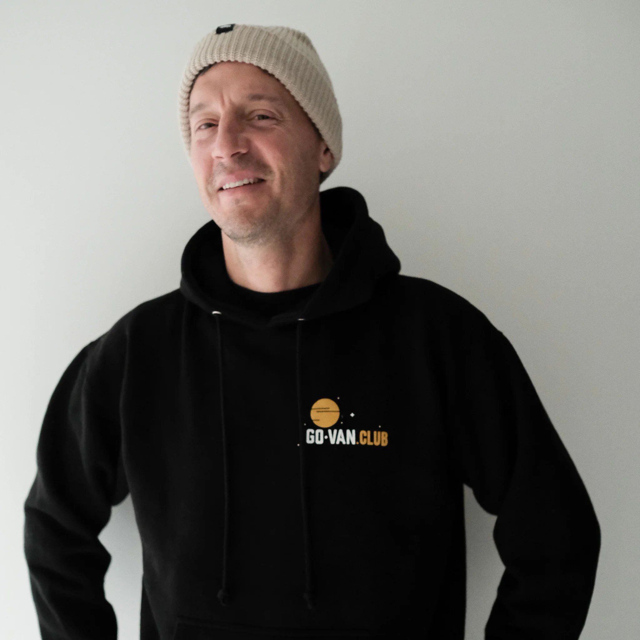 Billion Star Hotel hoodie Black • GoVan