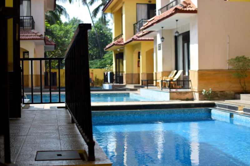 Rent Best Goa Beach VillaRent Best Goa Beach ApartmentPoolKitchen
