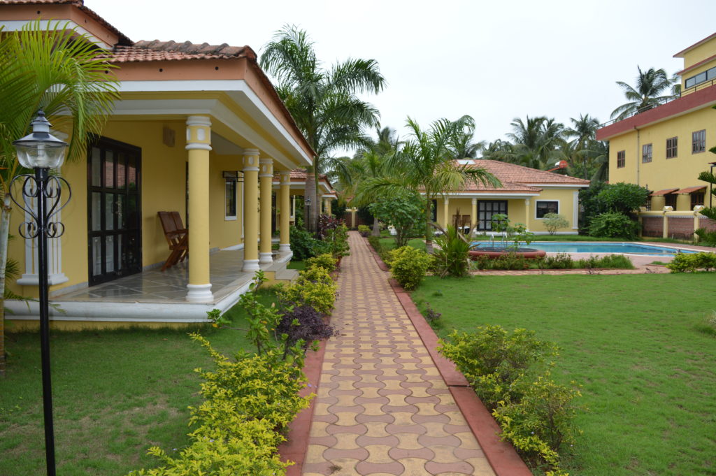 Goa apartments and villas for rent close to the beaches Images