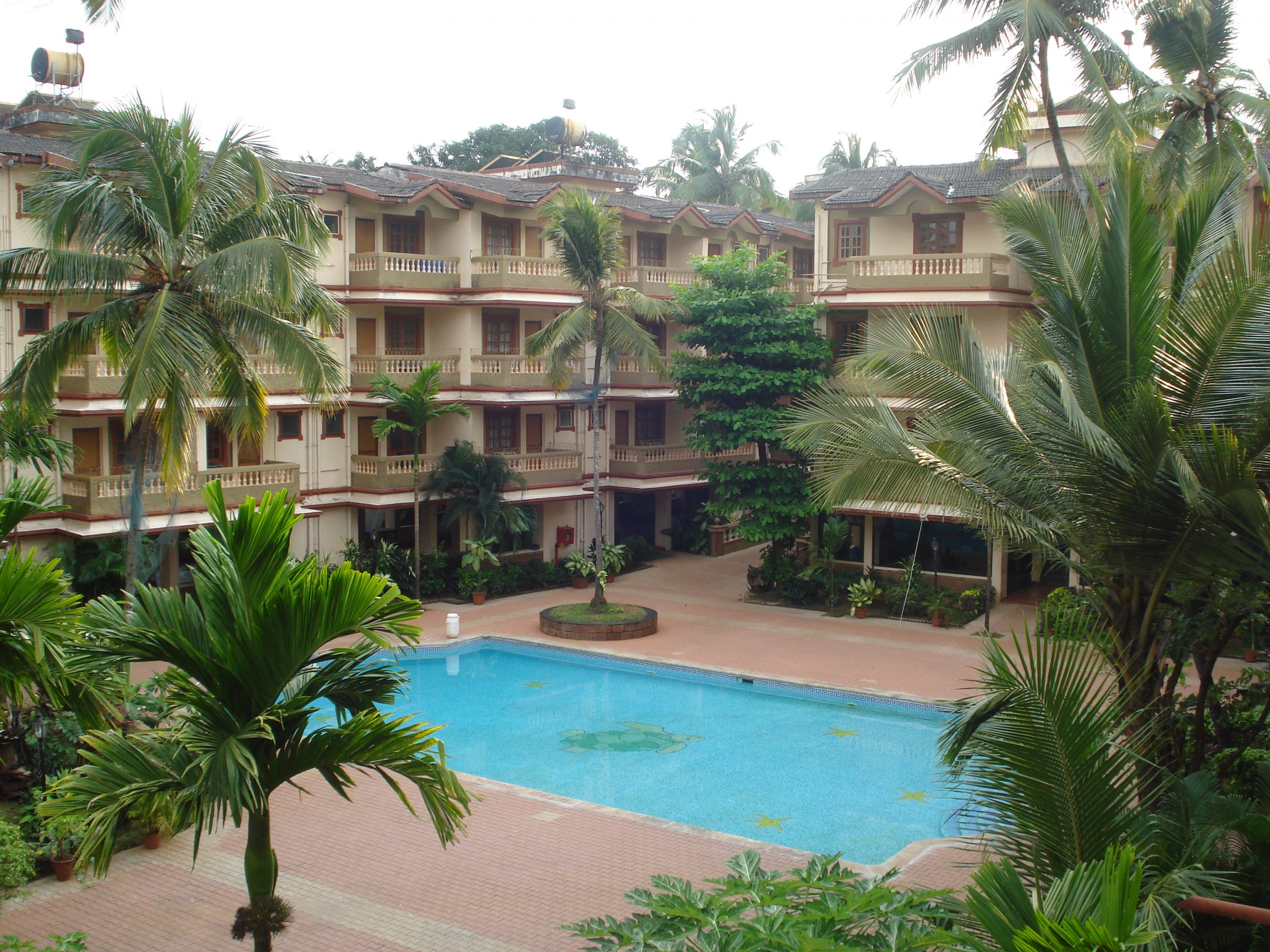 Apartment for Rent at Candolim on the the beach with pool