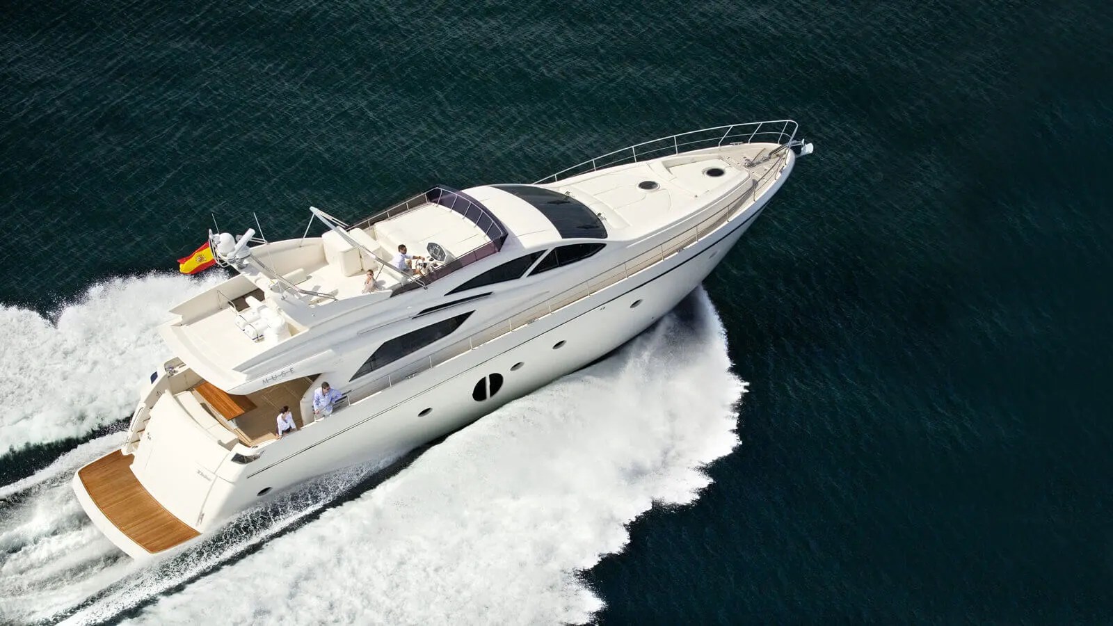 A Luxurious Goa Yacht Rental Experience Goa yacht Rental