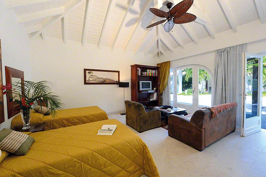 Larger Pictures of Petite Plage 4 (4+1br) Petite Plage, St.Martin