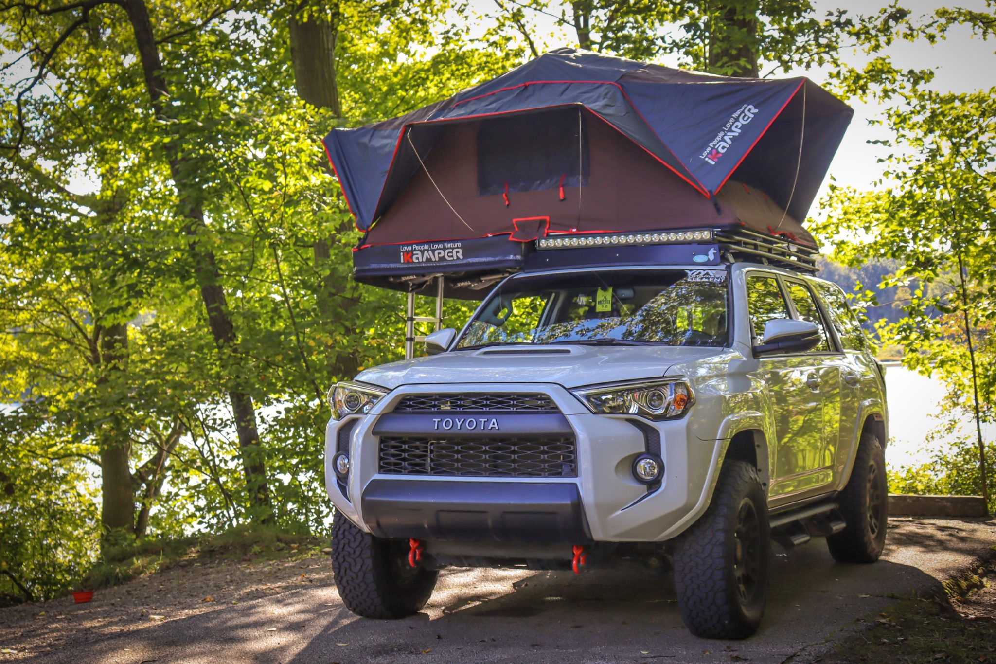 iKamper Roof Top Tents High Quality Car Roof Tent