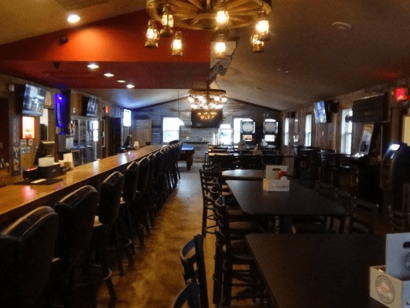 Heartbreakers Bar & Grill » GO Chippewa County Wisconsin