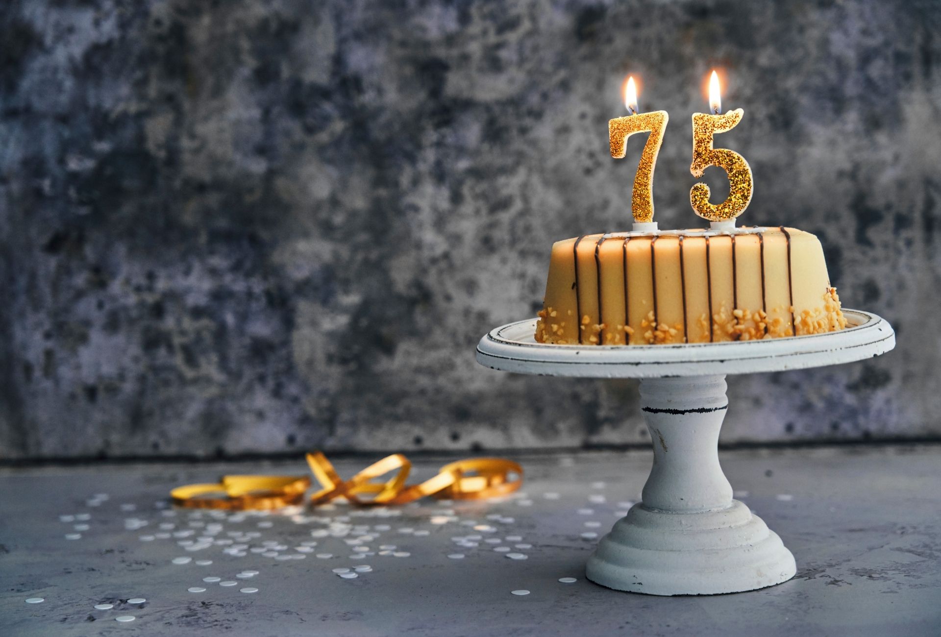 Topp 17 gaver til en 75åring Finn en perfekt gave raskt