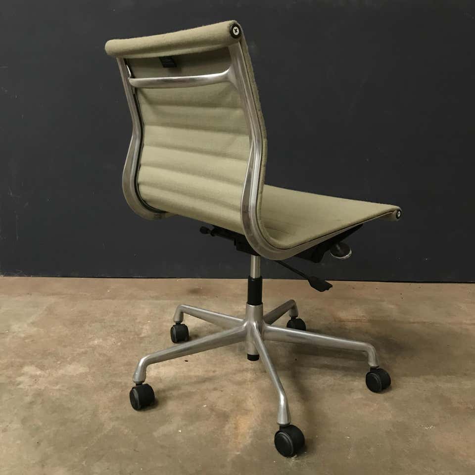 1958 Ray and Charles Eames, Fabric, Adjust, Tilt, Office Chair 4 Wheels