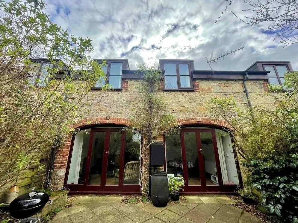 Sandford Barns, Sandford, 2 bedroom house for sale [SOLD STC