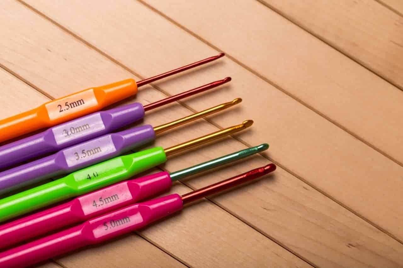 Can You Bring Crochet Hooks On A Plane? (through TSA) Go Every Corner!