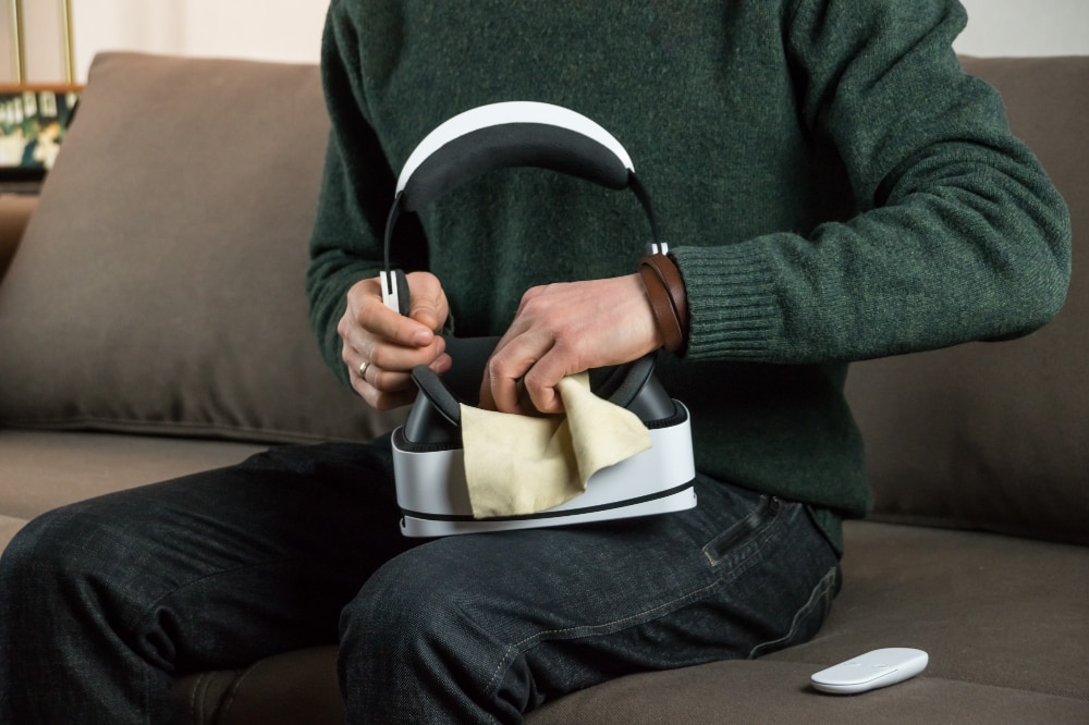 Tips On How To Clean VR Lenses in 2024