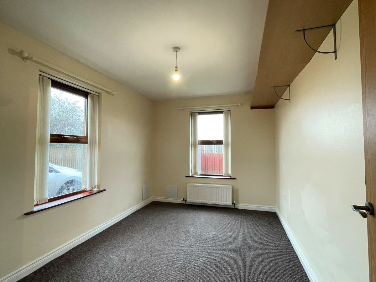 Property Auction 18 Aylesbury Court Newtownabbey GO GO GONE