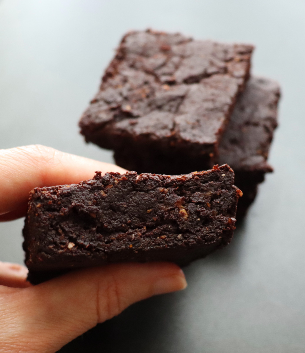 Brownies fondants (sans gluten, sans beurre, AIP) Go Healthy With Bea