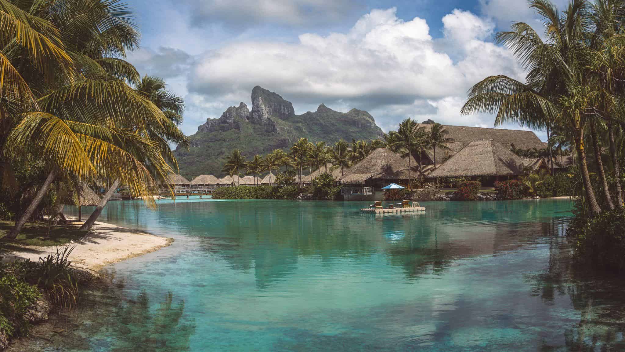 Fiji vs Bora Bora, Which One is Worth Visiting? Going Locations