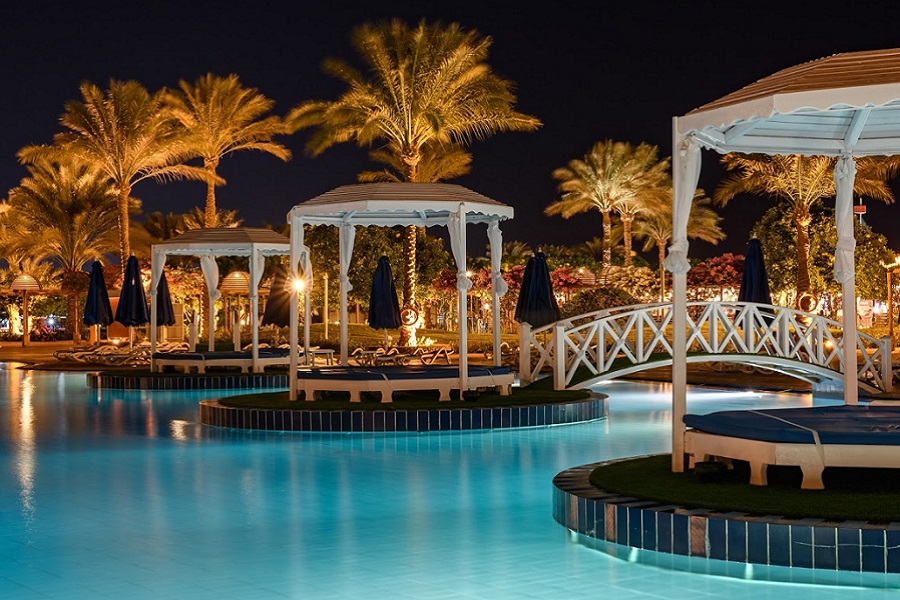 DESERT ROSE RESORT Luxury Hotels and Holidays Going Luxury