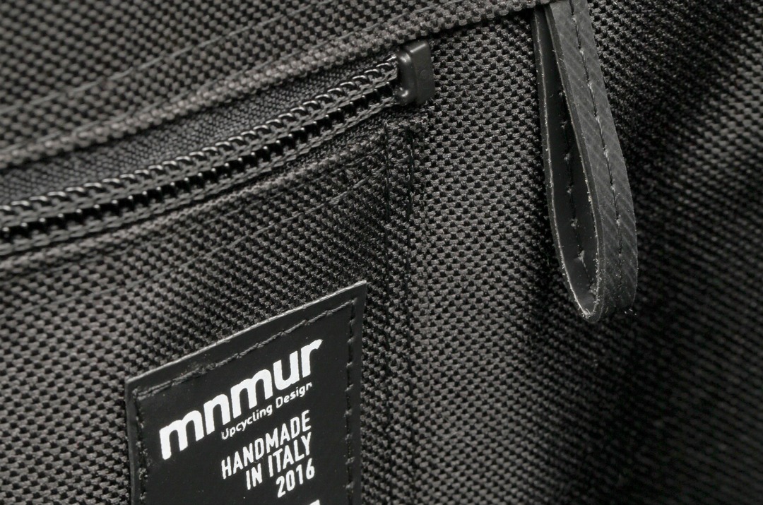 Mnmur borse con copertoni riciclati di biciclette Made in Italy