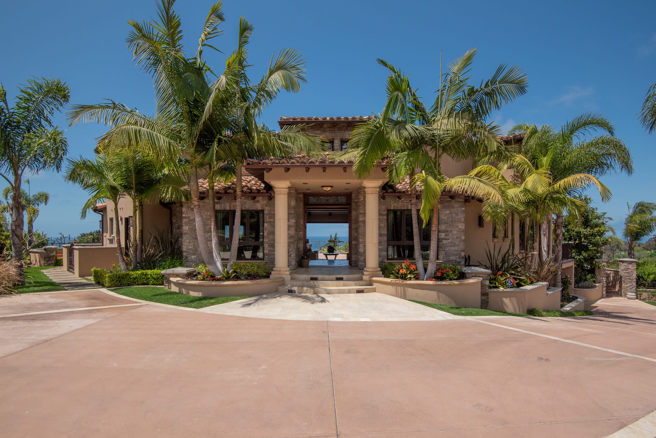 Muirlands Golba Architecture