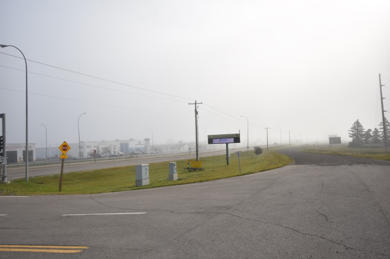 Strathmore wakes up to thick fog portals