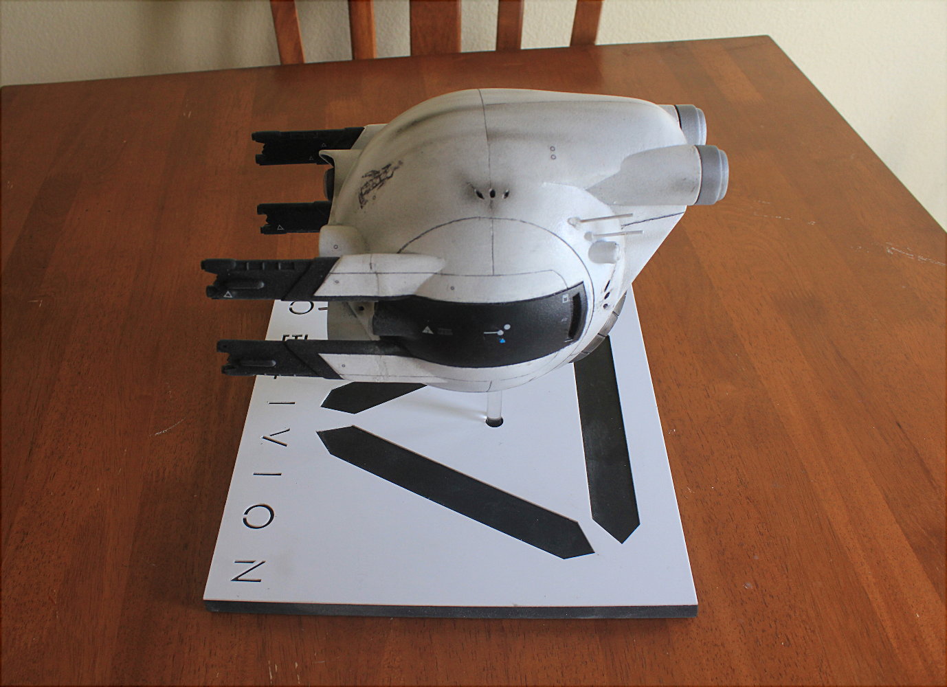 OBLIVION DRONE MODEL KIT OBLIVION Prop Replicas, Custom Fabrication