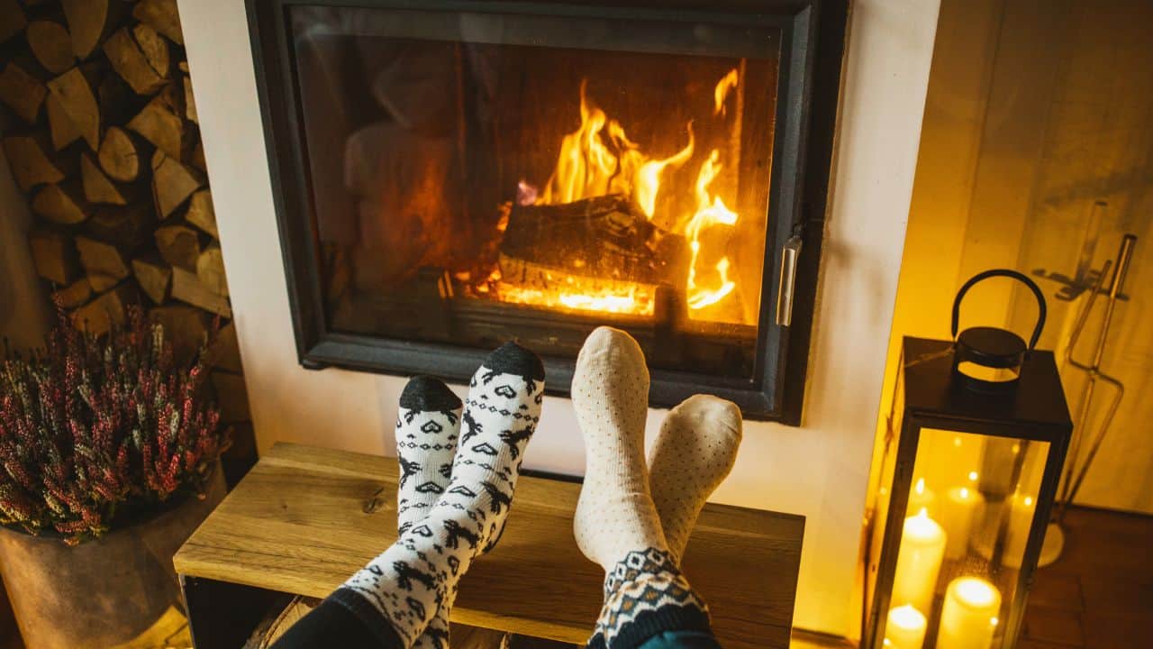 How Long Can You Run A Gas Fireplace? (Expert Answer) 2024
