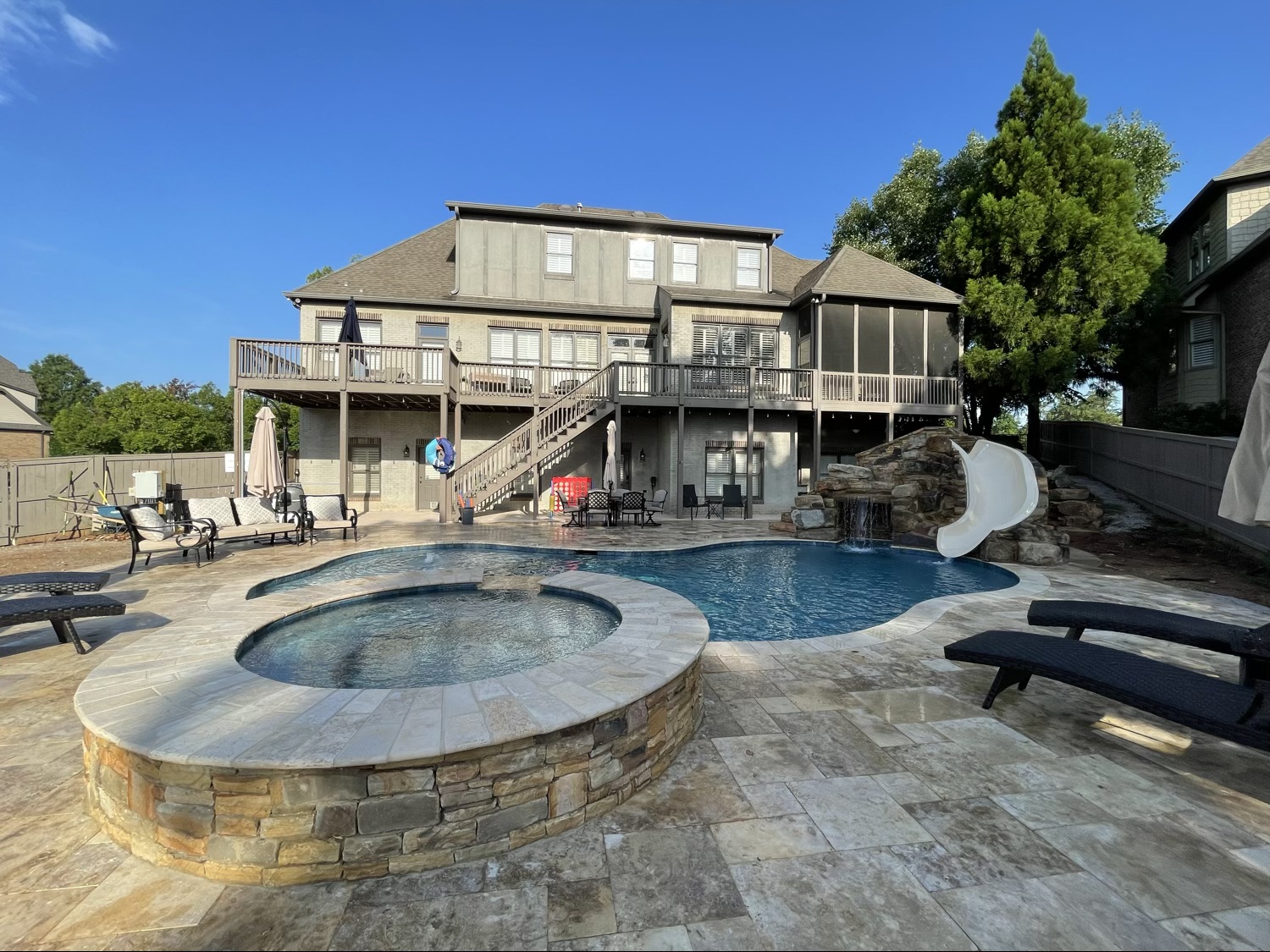 Custom Swimming Pools Golden Poolscapes