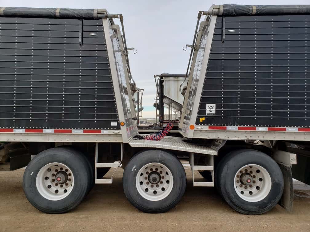 2012 Wilson Super B CAM259001 259002 Golden West Trailer & Equipment LTD.
