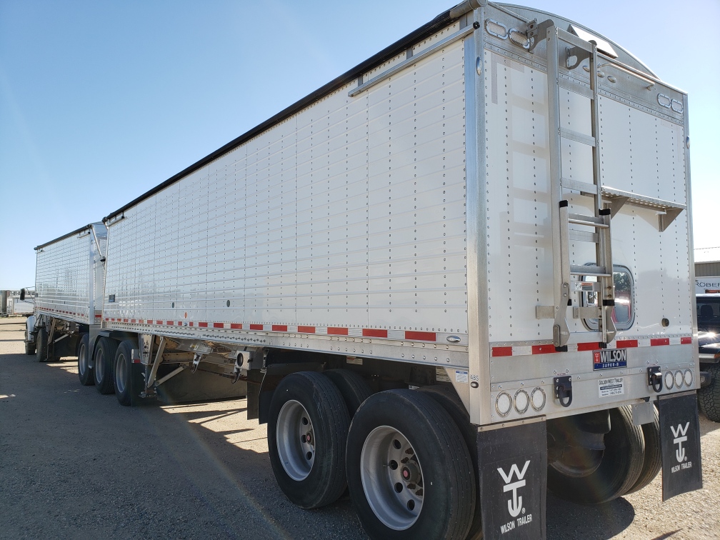 2018 Wilson Super B TKF269828 269829 Golden West Trailer & Equipment LTD.