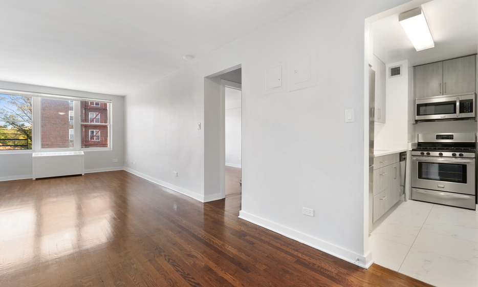 Pelham place / Apartment pps 04f The Bronx Rentals Goldfarb Properties