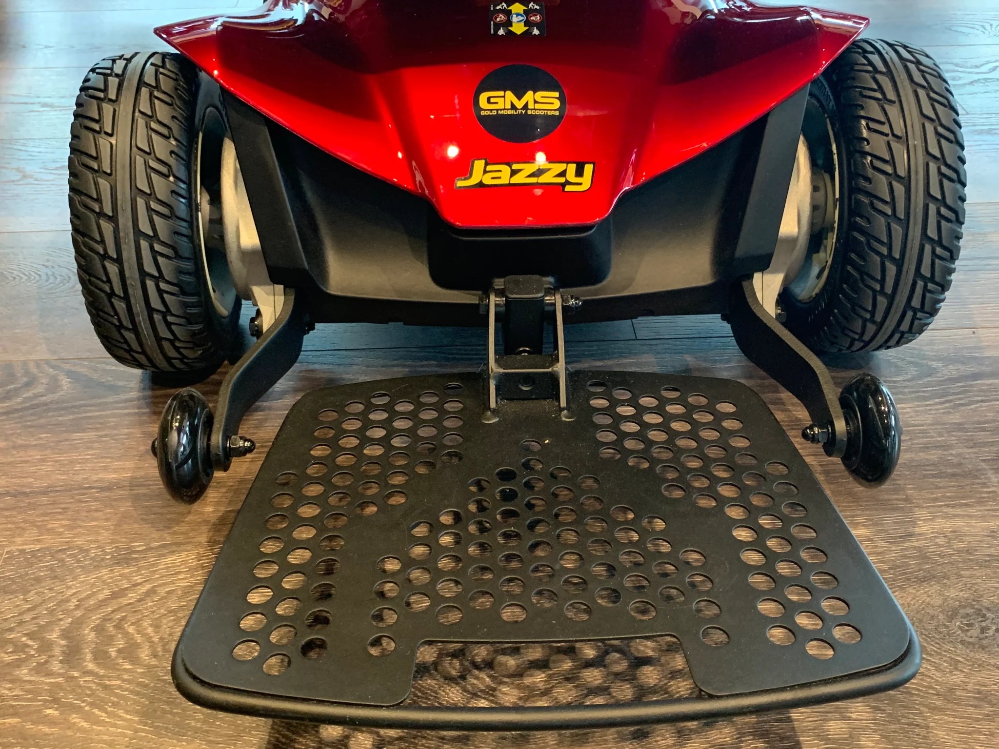 Pride JAZZY Elite Power Chair Rental THEME PARK APPROVED Gold