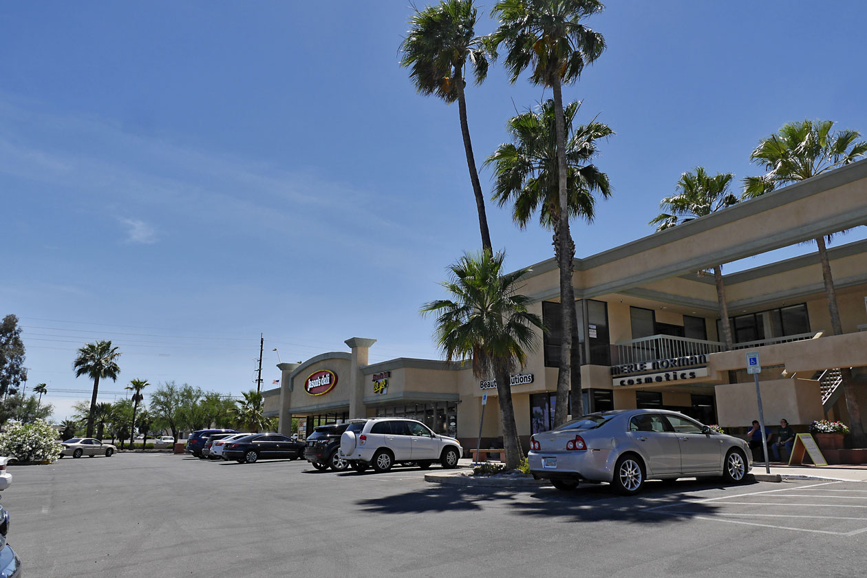 Broadway Place Shopping Center GOLDSMITH REAL ESTATE