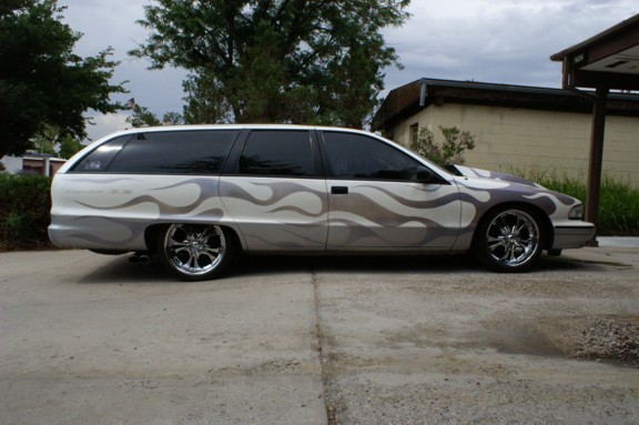 Post your pics of lowered/bagged wagons Chevy Impala SS Forum