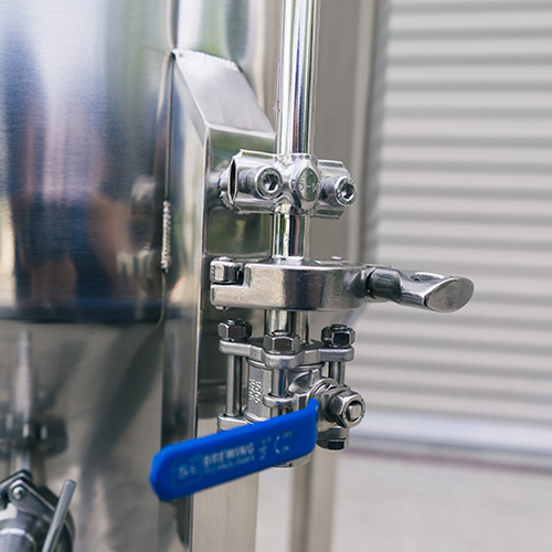 Ss BrewTech 1/2 BBL Unitank - Goldsteam Homebrew Supplies