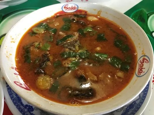 [Soto Tangkar Tanah Tinggi(ソト・タンカール・タナ・チンギ)] オランダ植民地時代に生まれ