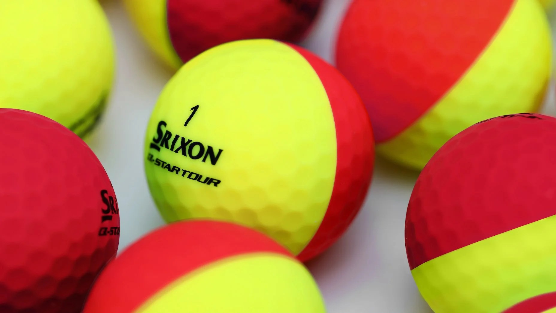 What's the difference between white and yellow golf balls? Fully Equipped