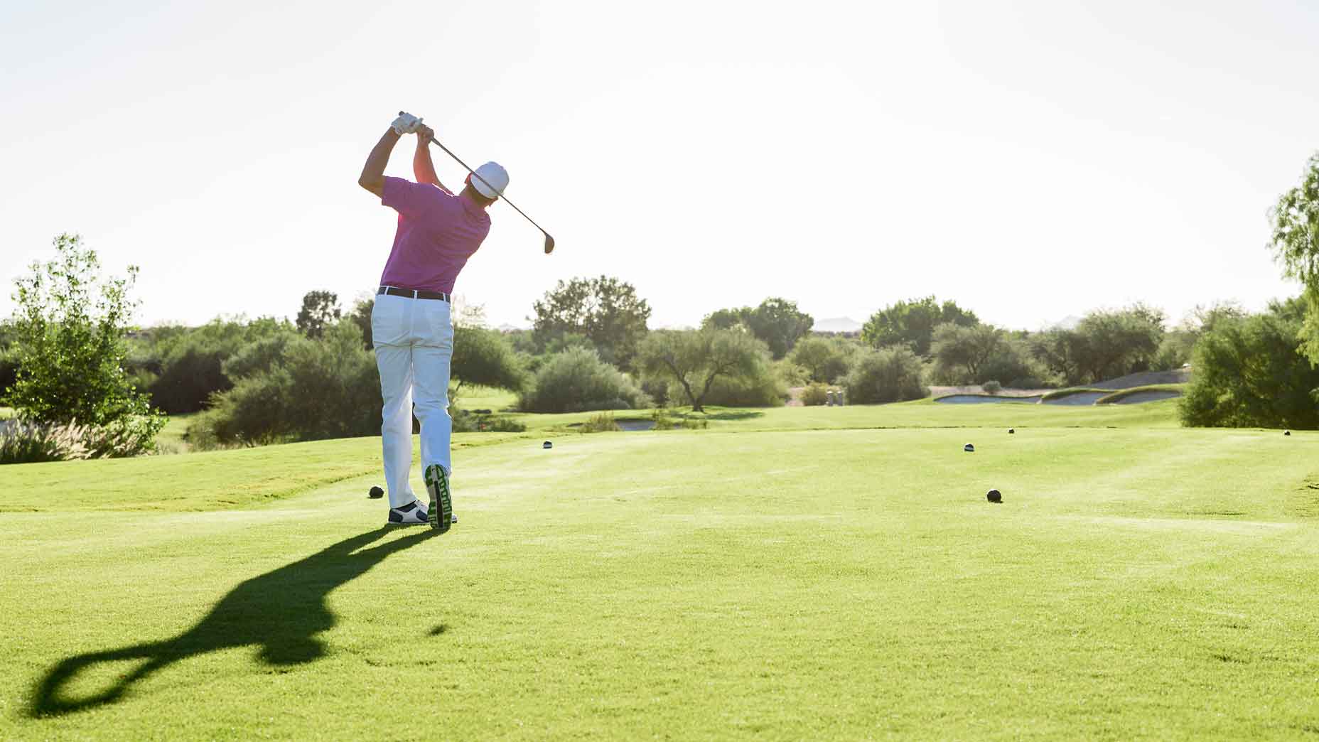 A steep swing is caused by this particular move, so fix it! Golf SWING 24/7 Golf SWING 24/7