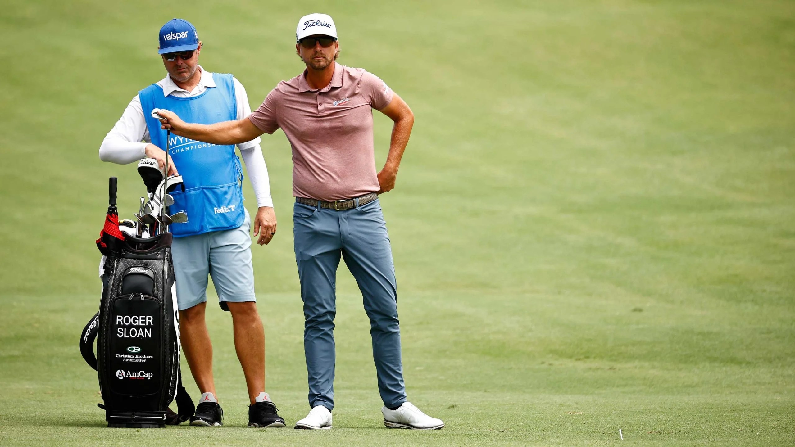 What do Tour pros *really* think about in nervy moments? Here's one