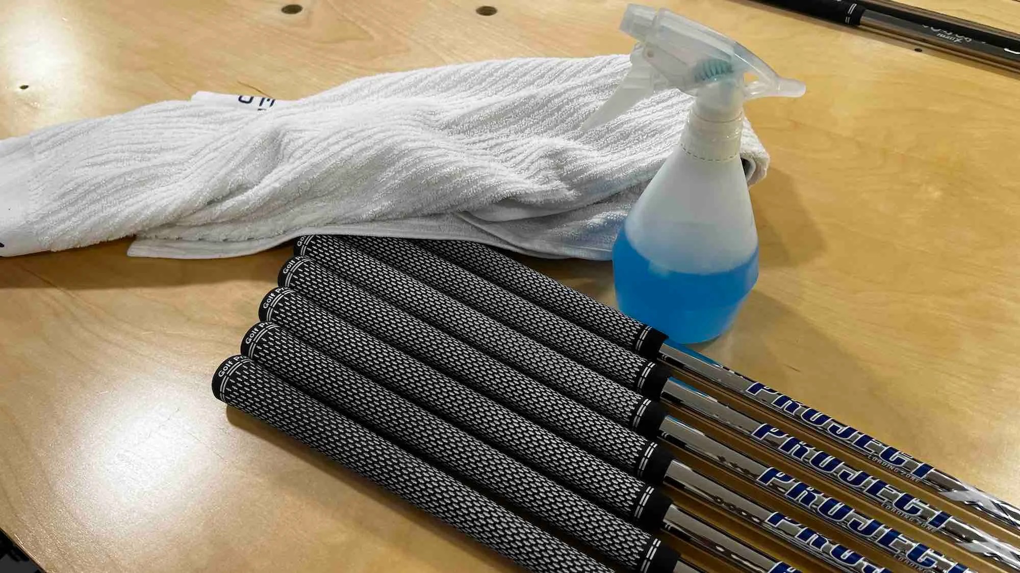 Golf hacks An easy stepbystep process to regrip your golf clubs at home
