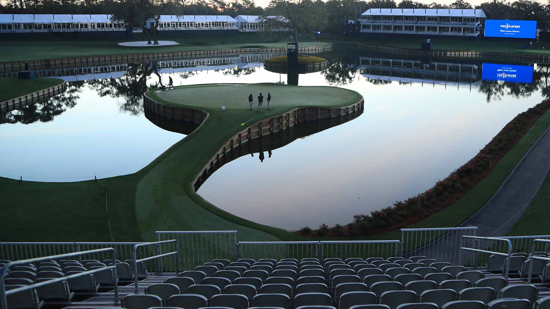 A LIVfueled PGA Tour boycott? Davis Love III threatens 'nuclear option'