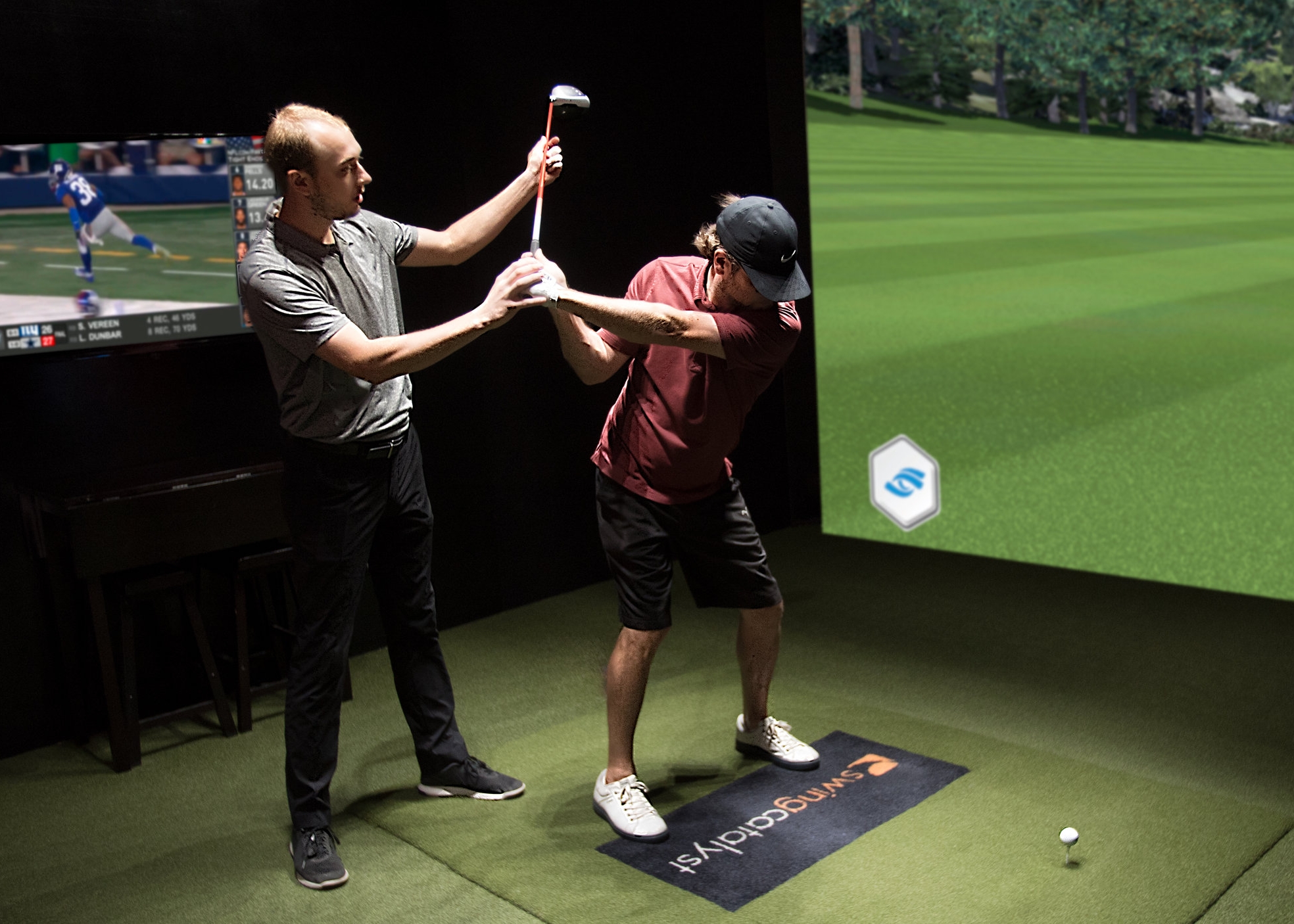 室内ゴルフ練習場 NERD GOLF