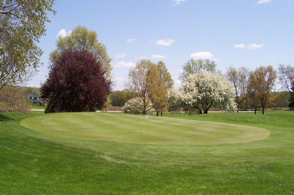 Mohawk Trails GC Golf Card International