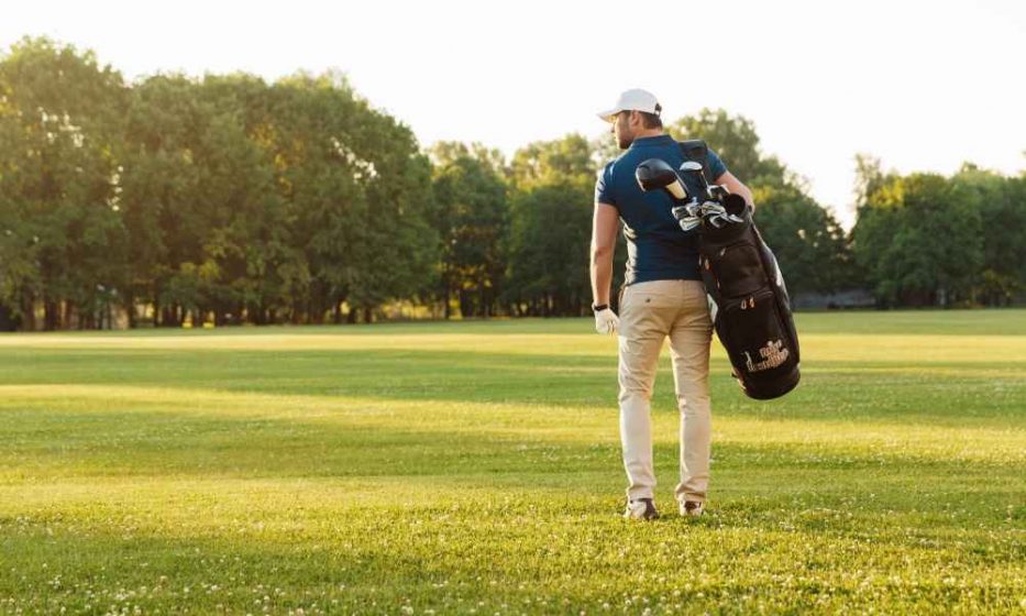 How to Carry a Golf Bag with One Strap Tips for Using Carry Golf Bags