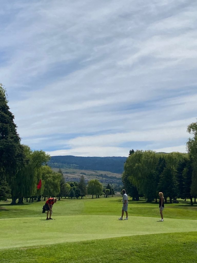 Featured Golf Kelowna Hole 8 at Shadow Ridge Golf Club Golf Kelowna