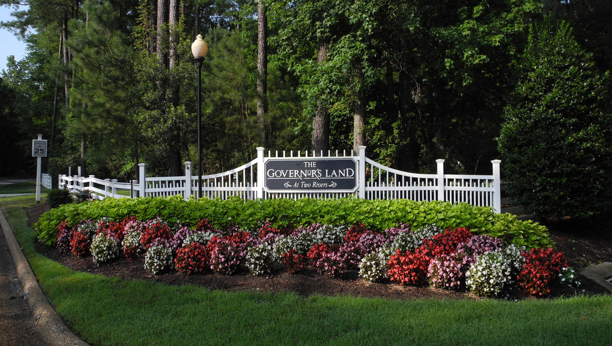 Two Rivers Country Club Membership and Club Information