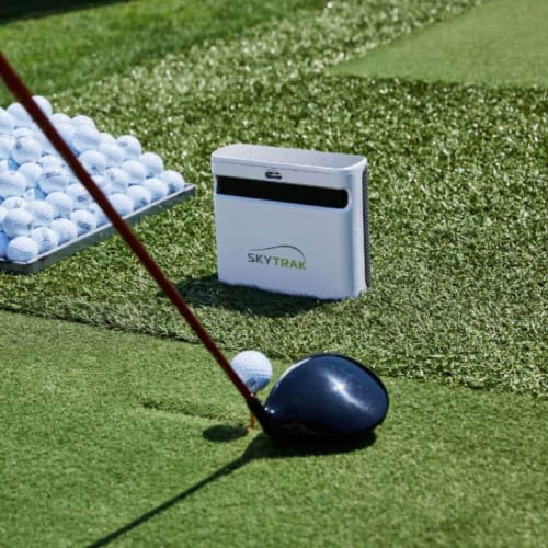 8 Best Golf Simulators for Practice & Game Improvement