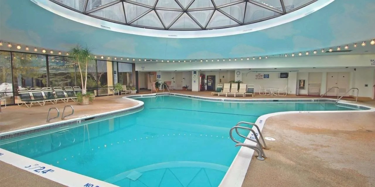 Indoor Pool at Harrahs Lake Tahoe • Golf the High Sierra